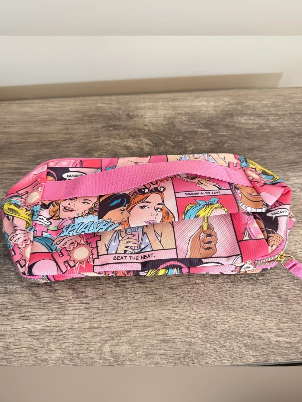 Estée Lauder exclusive Travel Cosmetics Makeup Bag Pink Comic Book Design